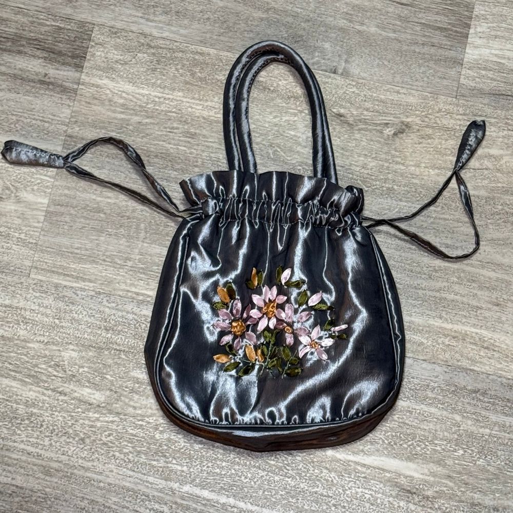 Darling silky embroidered gray girls handbag‎